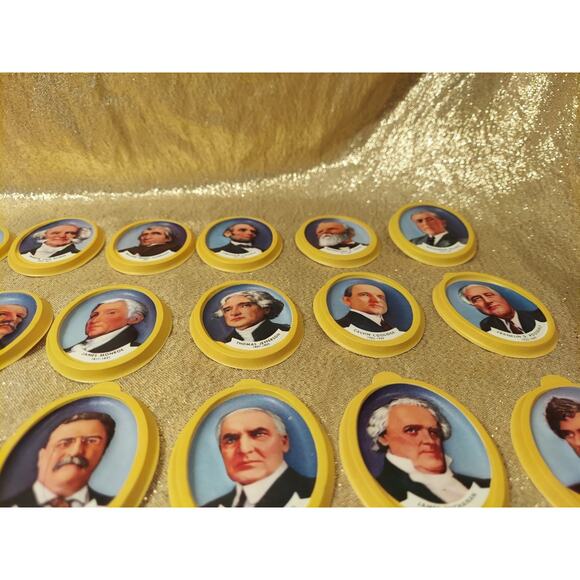33 Vintage Nabisco Cereal Premiums 3D Plastic Presidential Portraits 1950s w/Box - Picture 16 of 16